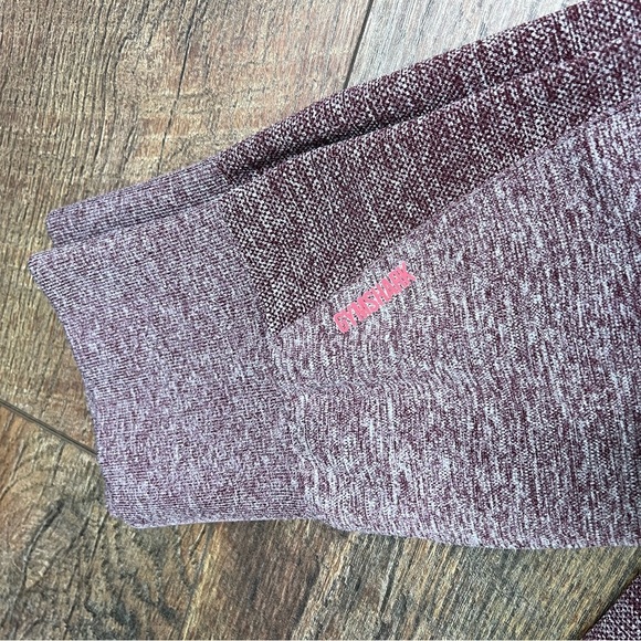 Gymshark heathered Maroon seamless Leggings size xxs/xs - Picture 3 of 9